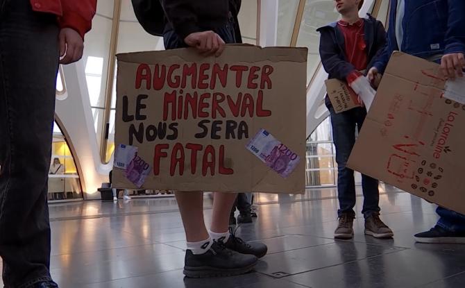 Les étudiants manifestent à Bruxelles contre l’augmentation du minerval