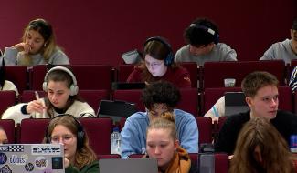 Umons : le blocus encadré des étudiants