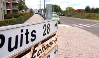 Chassée de Frameries, une petite communauté des gens du voyage s'installe très provisoirement à Jemappes