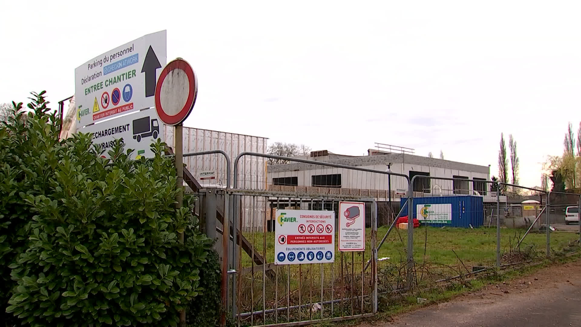 Ghlin : les travaux de l'école Barigand ont repris cette semaine