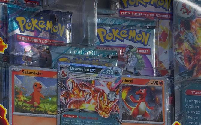 Le phénomène des cartes à jouer de collection s'empare de Mons