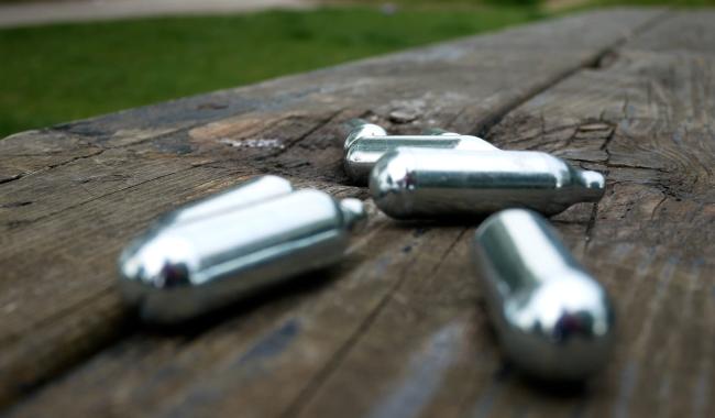 Protoxyde d'azote : Quels impacts sur la santé et la sécurité publique ?