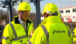Obourg : Le Roi Philippe en visite chez Holcim !