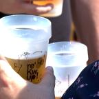 Ducasse : gestion des gobelets pas évidente pour les cafetiers