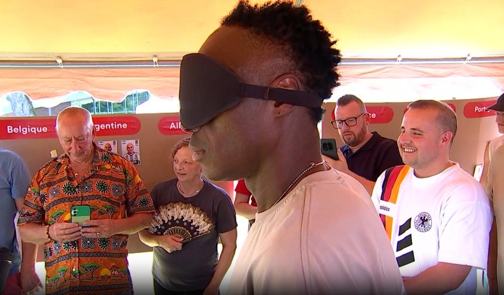 Emile Mpenza s'est initié au cécifoot chez les Amis des Aveugles de Ghlin