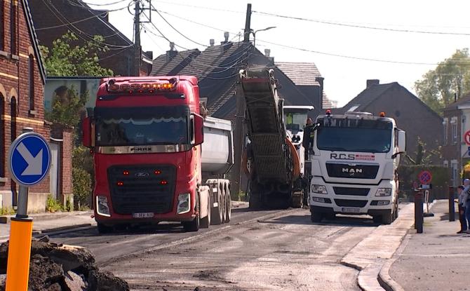 Le chantier à la chaussée du Roeulx est en cours