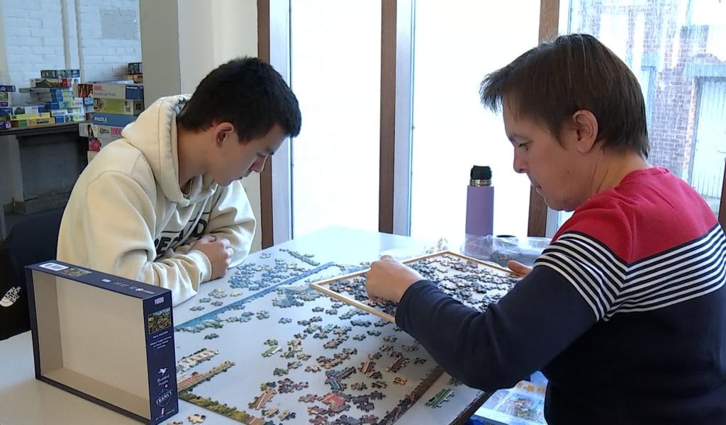 Mons : un concours de puzzles organisé au collège Saint-Stanislas