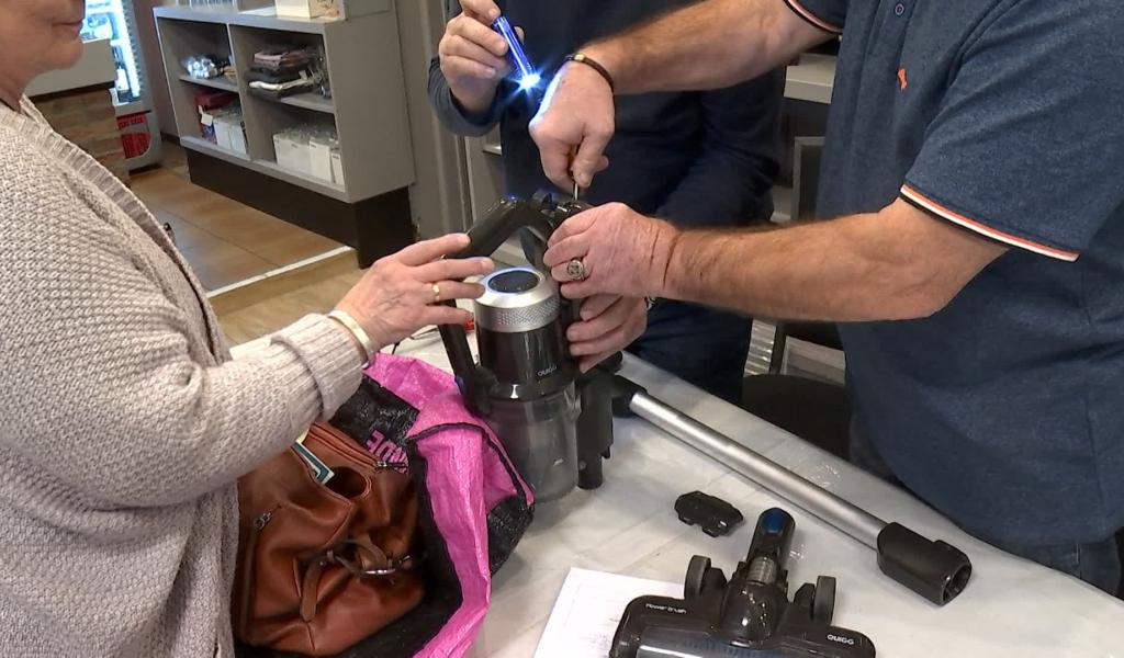 Frameries : réparer plutôt que jeter grâce au Repair Café