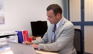 Umons : un professeur devient président de la fédération internationale des traducteurs