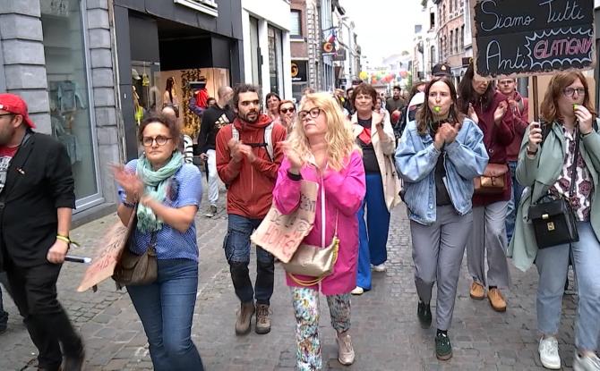 Mons - Les acteurs de l'enseignement manifestent