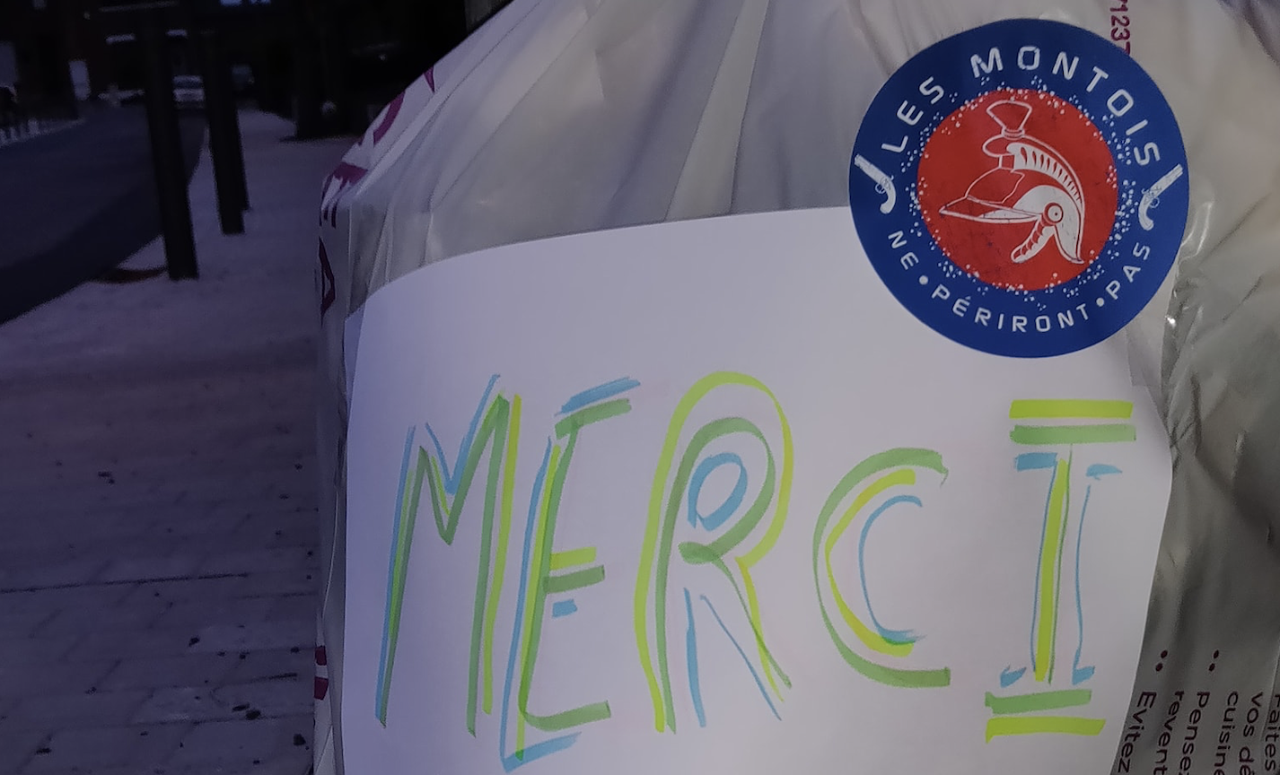La population remercie aussi les éboueurs