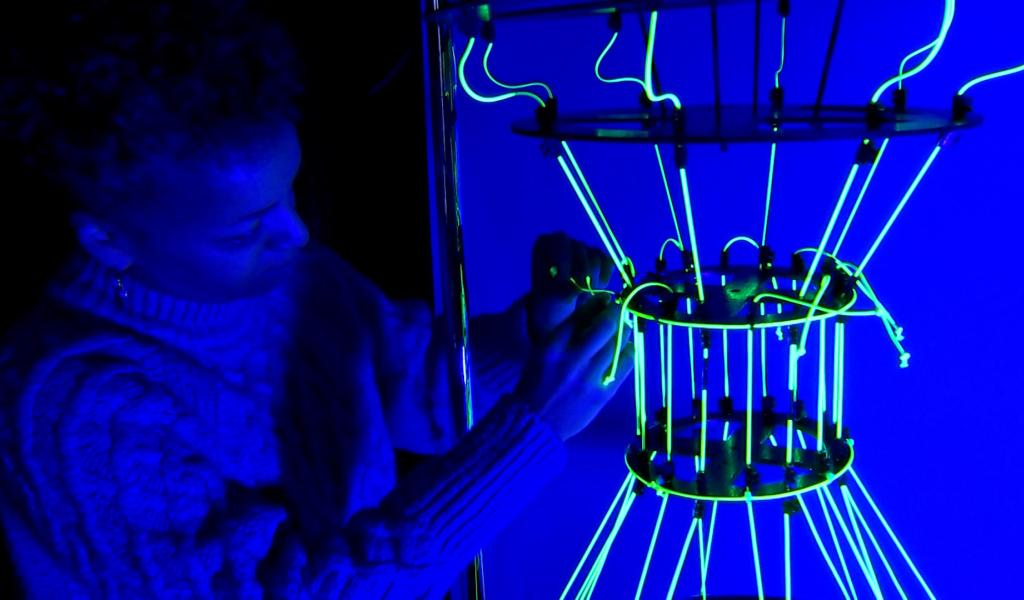 "Dans la lumière", l'oeuvre montoise du festival Mons en Lumière