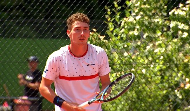 TENNIS : Romain Faucon poursuit son ascension