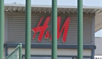 Les négociations du plan social s'enlisent chez H&M Logistics Ghlin