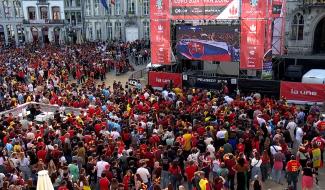 Une Grand-Place bien garnie pour le premier match des Belges
