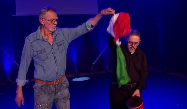 Dour : Les élèves de l'école de magie rencontrent le champion du monde Laurent Piron