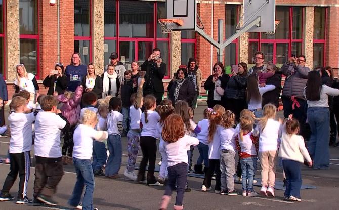 Colfontaine : un flashmob contre le harcèlement scolaire à l'école du Cambry