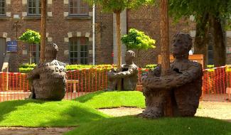 Mons - Les oeuvres monumentales de Plensa arrivent!