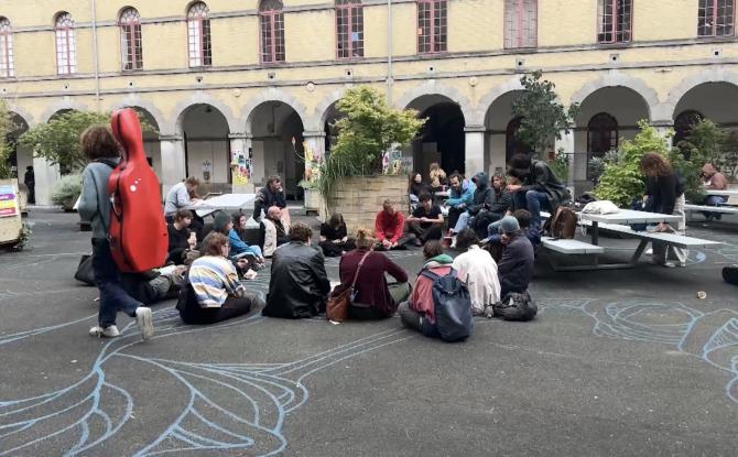 Hausse du minerval : les étudiants des écoles d’art préparent la suite de la contestation