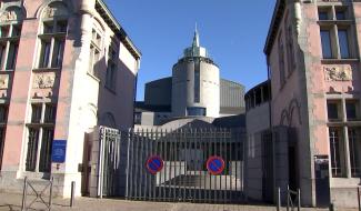 La cour d’appel de Mons propose une solution pour raccourcir les délais de traitement de celle de Bruxelles