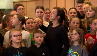 Quiévrain - Un cours de danse avec Malika Benjelloun de la Star Academy !