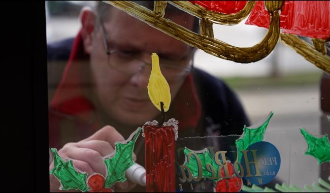 Sébastien Castelain : le dessin pour embellir les vitrines