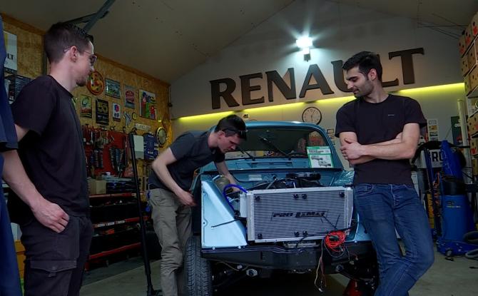 "4aLpes" : 3 jeunes montois retentent l'aventure de la grande traversée des Alpes en 4L cette année !