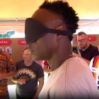 Emile Mpenza s'est initié au cécifoot chez les Amis des Aveugles de Ghlin