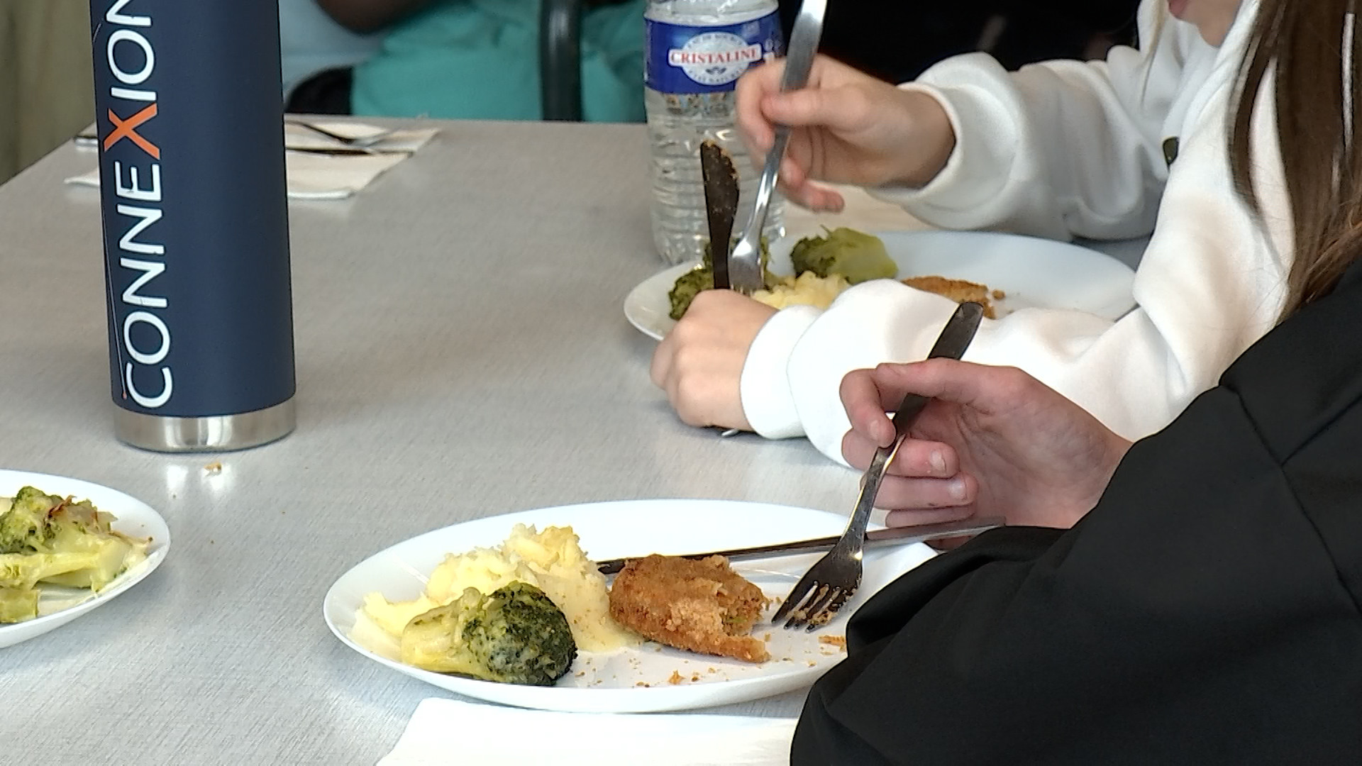 Les repas scolaires plus chers à cause de la hausse de la TVA
