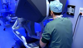 CHU HELORA : la chirurgie robotique pour lutter contre l'endométriose