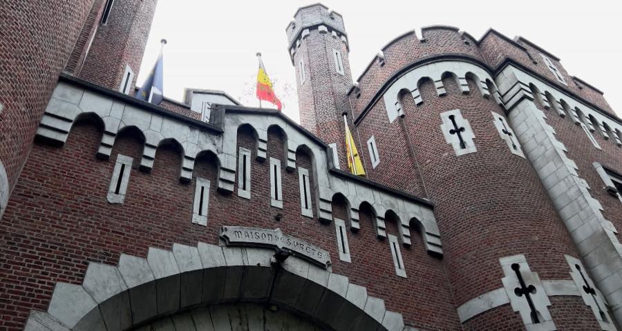 La tension monte entre les murs de la prison de Mons