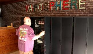 Nouvelle réglementation sur le tabac : un coup dur pour les magasins spécialisés en vapoteuses