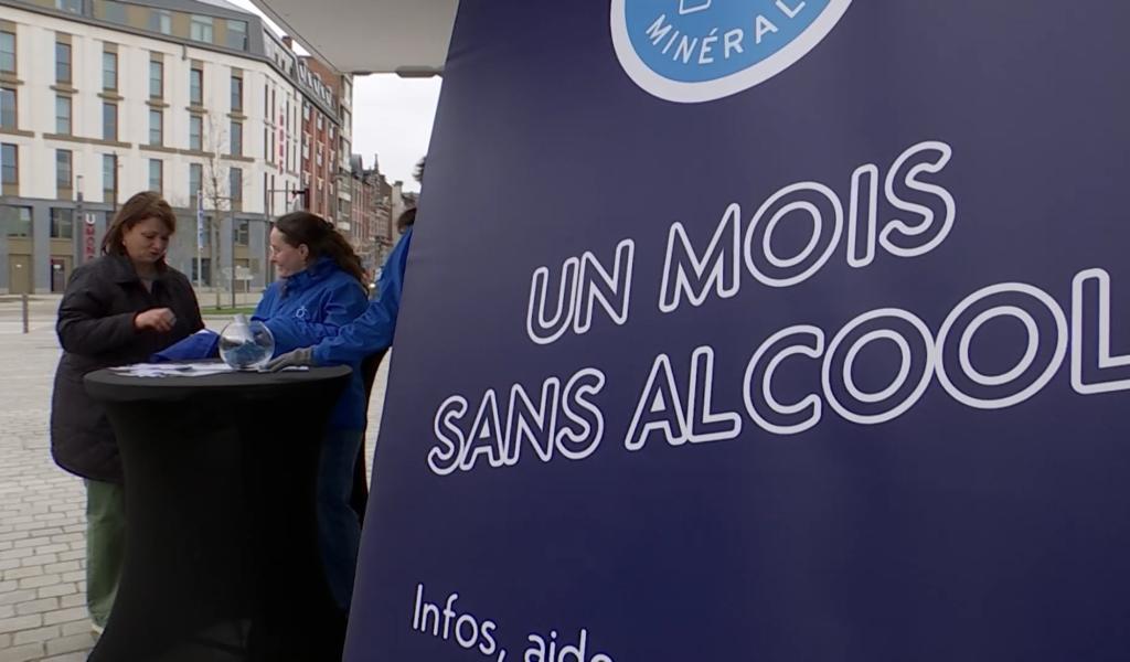 Un mois sans alcool : le van de la Tournée Minérale de passage à Mons
