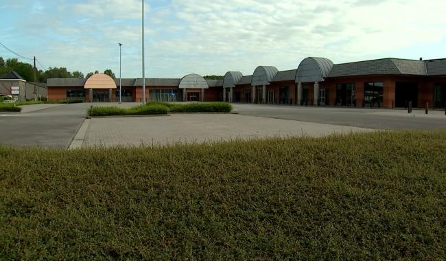 Boussu doit acheter la verrerie!