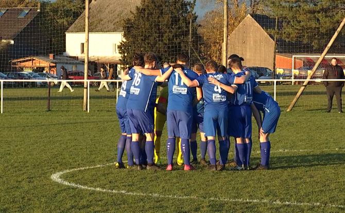 FOOT (P3B): le FC Vacresse et le RFC Thulin se neutralisent en haut de tableau (0-0)