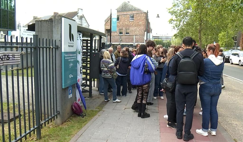 Les enseignants de l’IESPP Mons continuent leur mobilisation après le vote du décret-programme