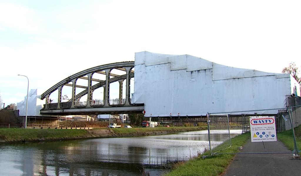Pont du Busteau à Ghlin : des feux pour réguler le trafic sous l'ouvrage
