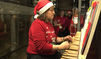 Les premiers élèves en carillon de l'Académie de musique de Mons ont relevé leur premier concert au Beffroi pour les fêtes