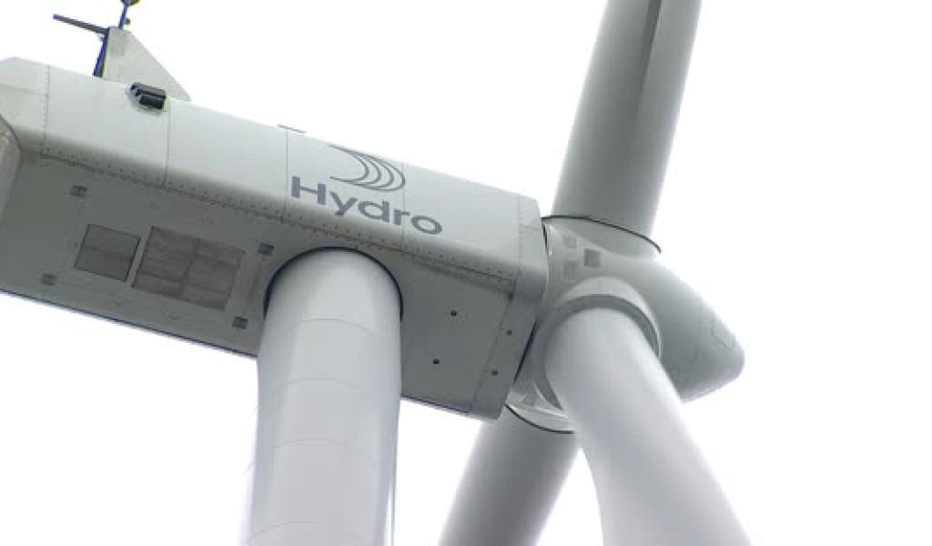 Ghlin - L'éolienne Hydro permet de réduire de 40 % les émissions de gaz à effet de serre 
