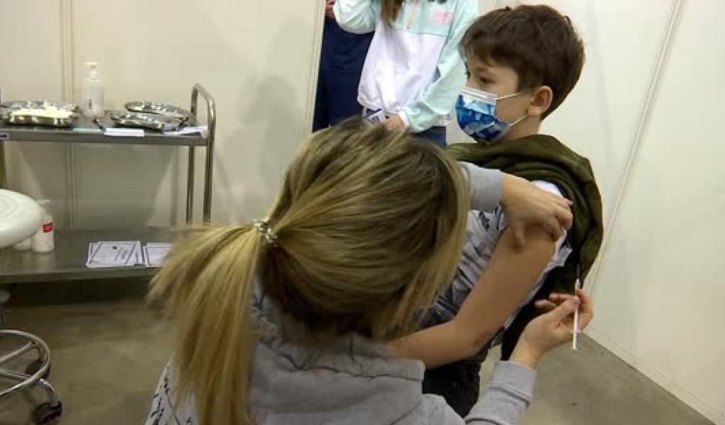 La phase de vaccination des 5-11 ans a débuté au Lotto Mons Expo