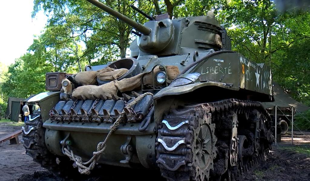 Le 79ème anniversaire de la libération de Mons célébré avec Tanks in Town