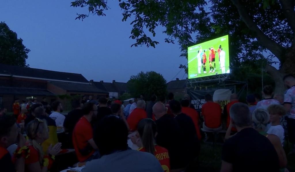 Coupe du monde : Des supporters réveillés à l’aube pour assister à la qualification des Diables Rouges pour les 16e de finale