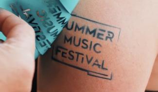 Affiche séduisante pour la 10ème édition du Summer Music Festival
