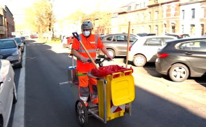 Mons - 4 triporteurs électriques pour le nettoyage des rues